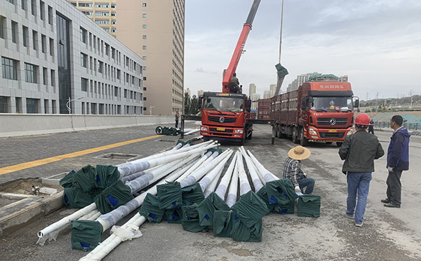 都兰太阳能路灯灯杆垂直度矫正方法与维护